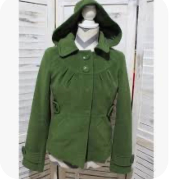 Tulle Olive Utility Jacket with Button Accents - Picture 2 of 15